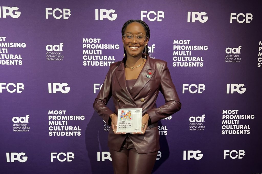 Kennedy Studdard poses with her Rising Star Award