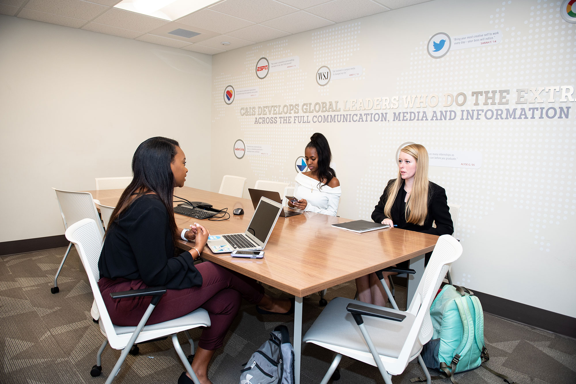 Students meet in the HUB